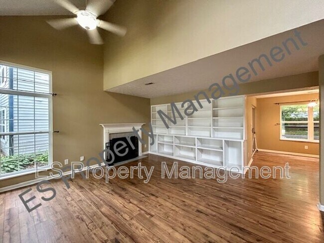 Building Photo - 7580 Sycamore Grove Ct