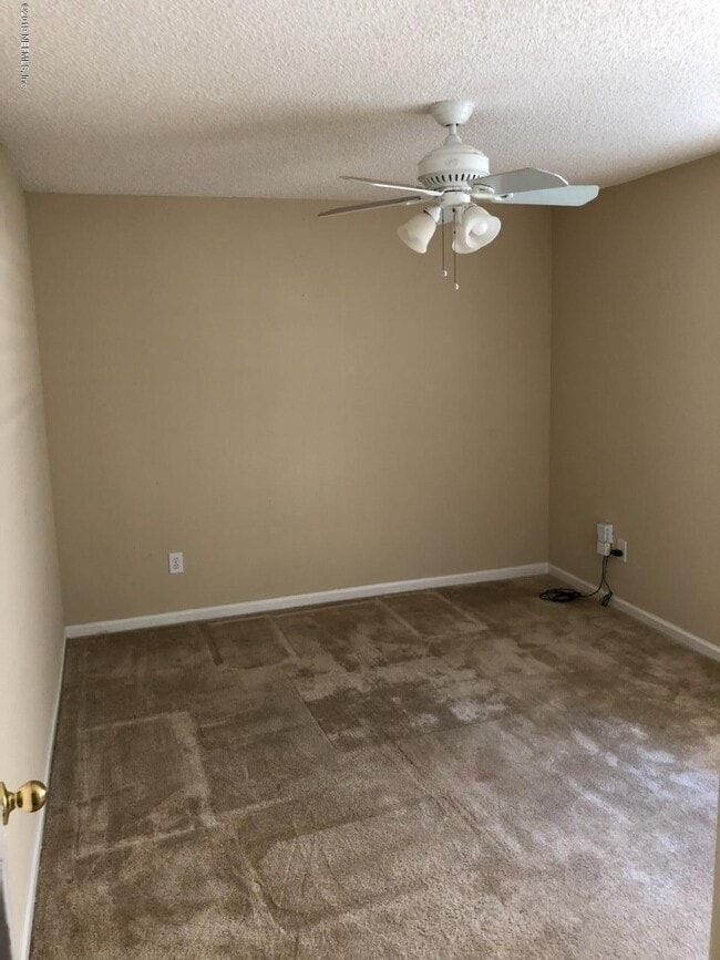 Building Photo - 2551 Coachman Lakes Dr