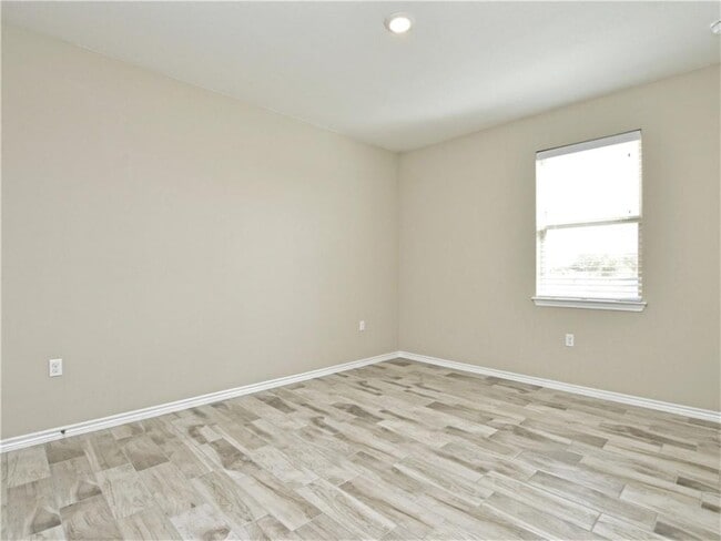 Building Photo - 109 Harborside Dr