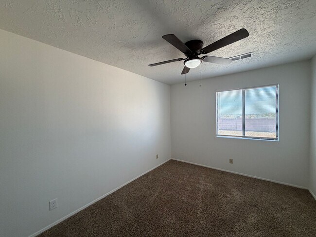 Building Photo - 4520 Rockaway Loop NE