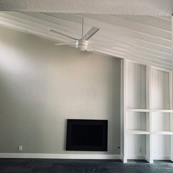 fireplace & built in bookcase - 23501 Ave La Caza