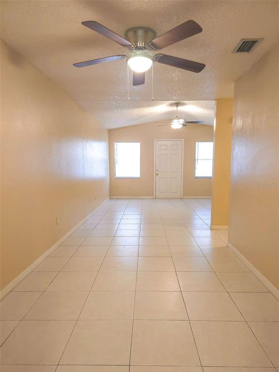 Building Photo - 968 Sunshine Way SW