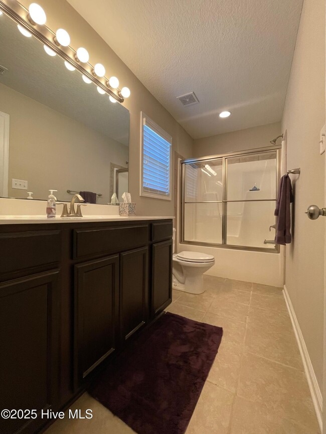 Building Photo - 754 Radiant Dr
