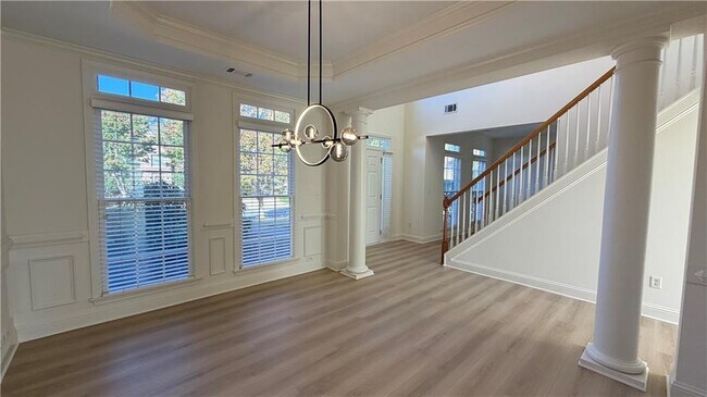 Building Photo - 4005 Lost Oak Ct
