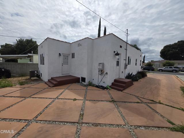 Building Photo - 424 Fermoore St