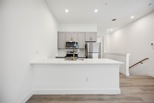Building Photo - 4602 Indie Hts Ln