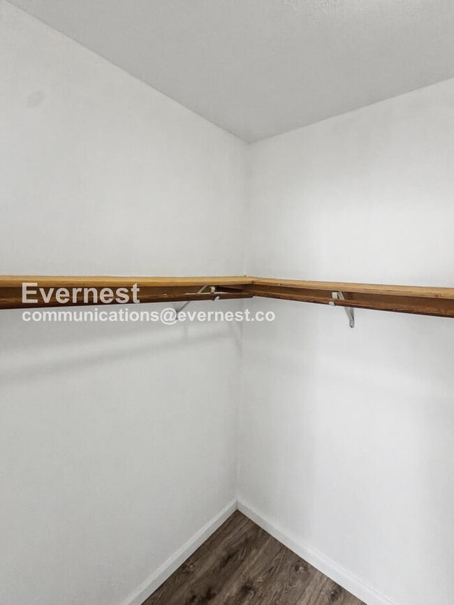 Building Photo - 1424 Market St