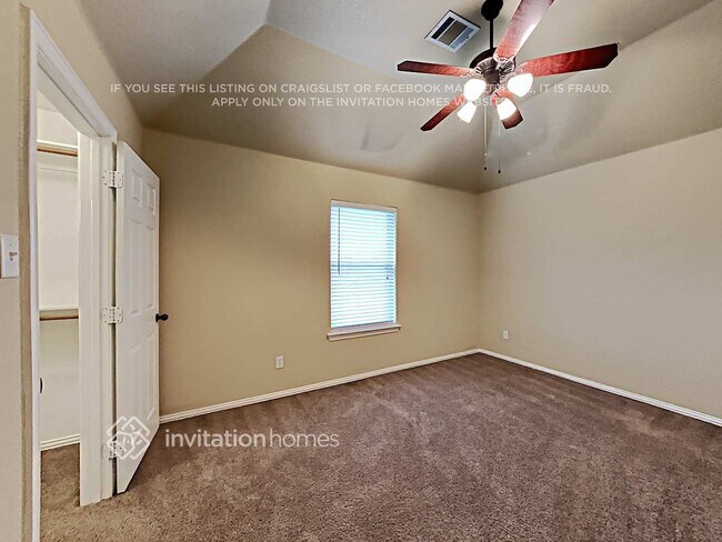 Building Photo - 8125 Trinity Vista Trl