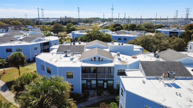 Building Photo - 3923 Atrium Dr