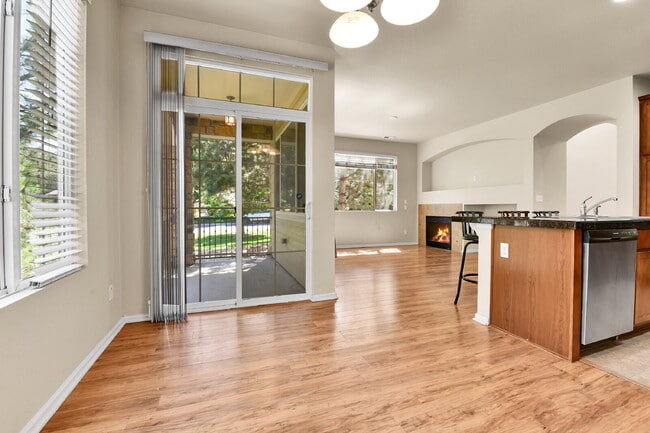 Building Photo - $2,550.00, 2, 2-bed, 2 bath in Northglenn ...