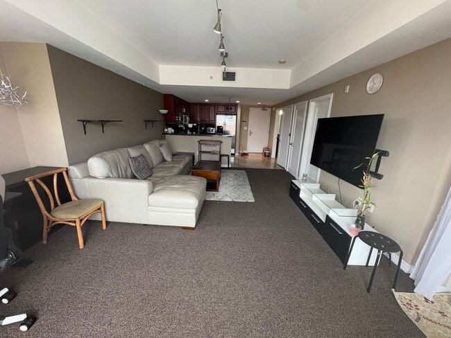 Building Photo - 1BD 1BA Condo in East Village