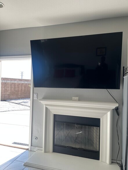 Building Photo - 8418 Lourenco Ln