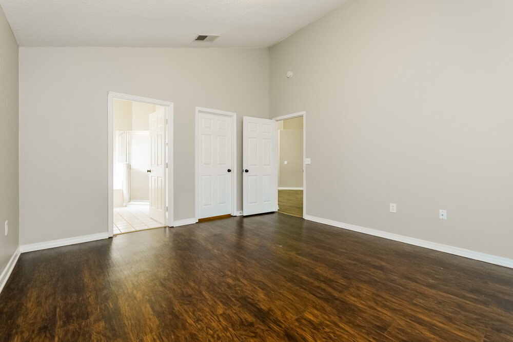 Building Photo - 1718 Putney Cir