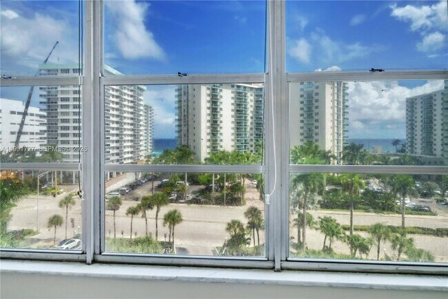 Building Photo - 3800 S Ocean Dr