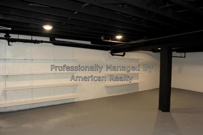 Building Photo - 303 Indiana Ave NW