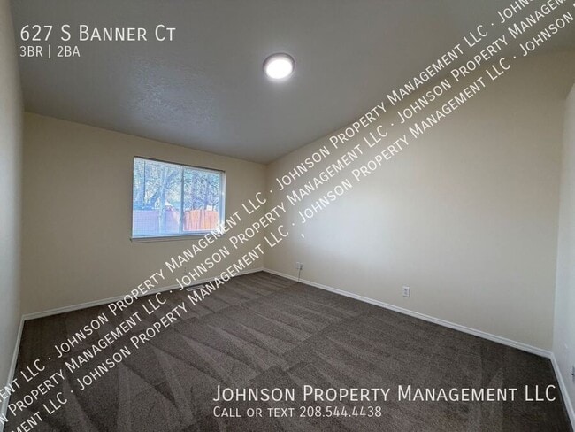 Building Photo - 627 S Banner Ct