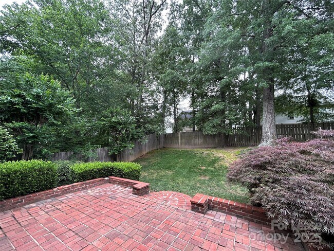 Building Photo - 6518 Harburn Forest Dr