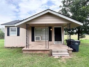 Building Photo - 1513 P B Ln