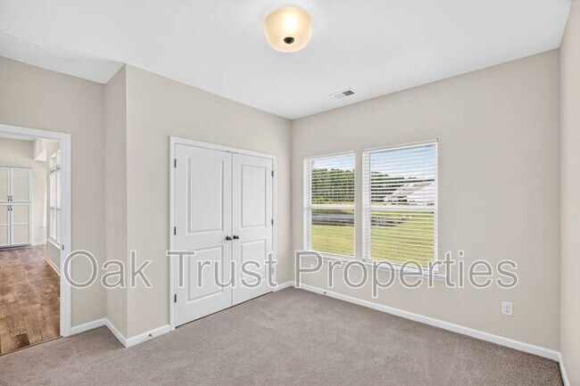 Building Photo - 418 Avocet Dr