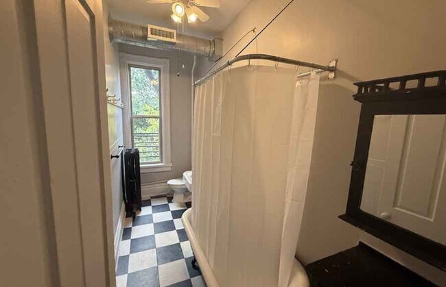 Building Photo - 2215 Ohio Ave