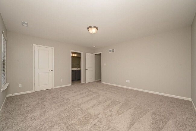 Building Photo - Brand New Construction, 3 bed, 2.5 Bath Townhome