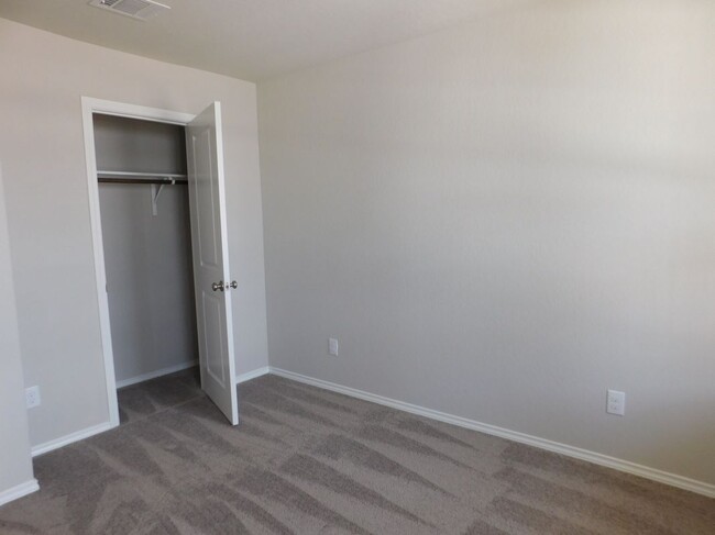 Building Photo - 9728 Marbach Brk