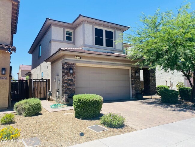 Primary Photo - 21928 N 33rd Pl