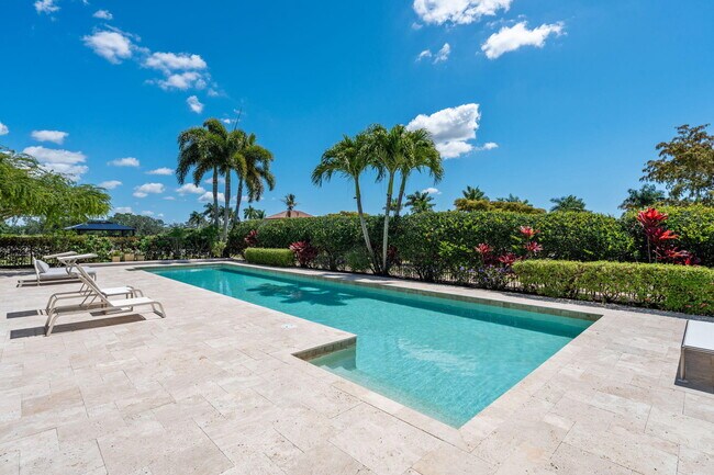 Building Photo - 3310 Palm Beach Point Blvd