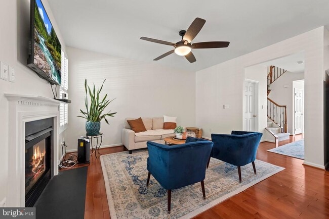 Building Photo - 43286 Morven Square