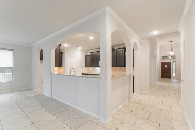 Building Photo - 11 Sawbridge Cir