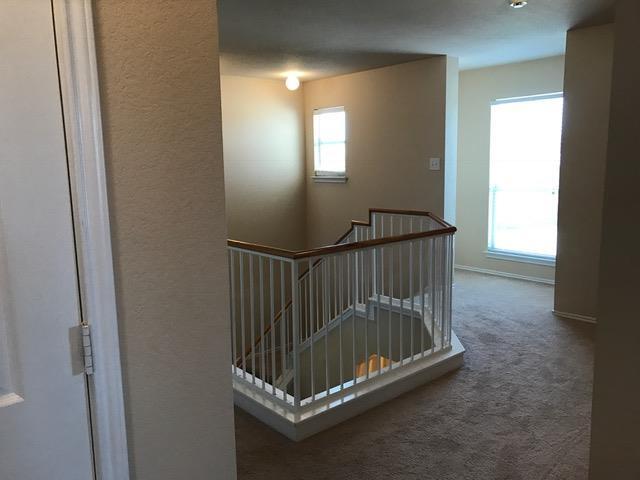 Building Photo - 2737 Breezy Point Cove