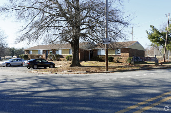 Building Photo - Heritage Circle Apartments