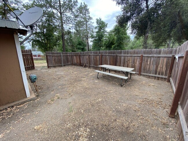 Building Photo - 29470 California 243 Unit 10