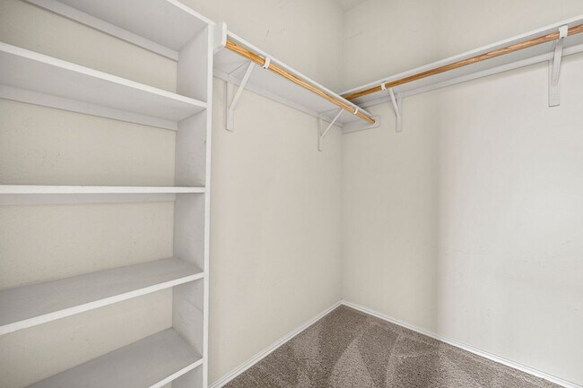 Building Photo - 1414 Fawn Lily Dr