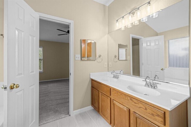 Building Photo - 1142 Stone Forest Trail