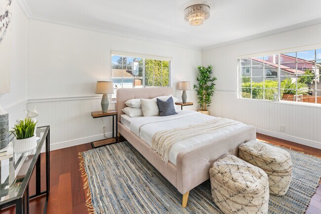 Building Photo - 7726 W 79th St