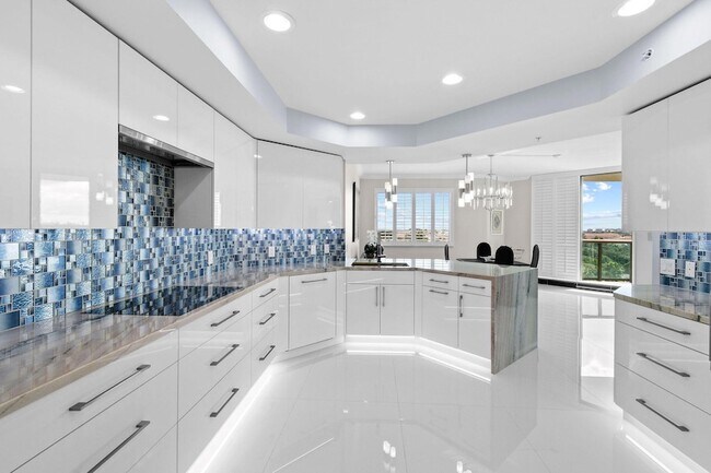 Building Photo - 3610 Gardens Pkwy