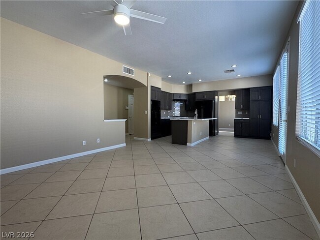 Building Photo - 816 Canterbury Cross Pl
