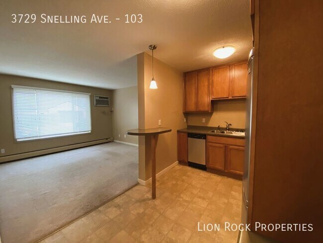 Building Photo - 3729 Snelling Ave
