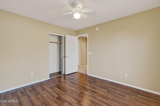 Building Photo - 8611 W Alex Ave