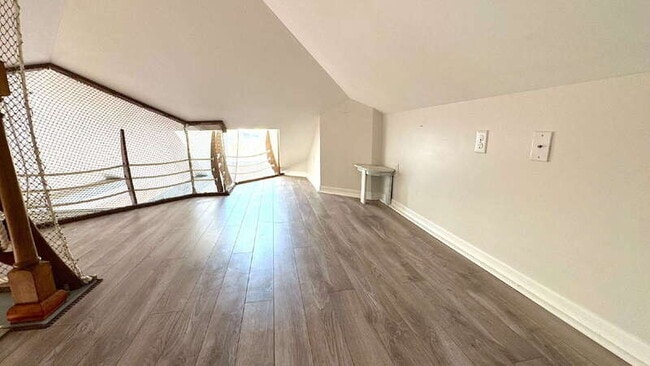 Building Photo - 215 N Wild Olive Ave