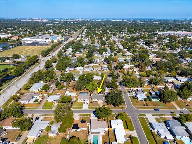 Building Photo - 1513 56th Ave N