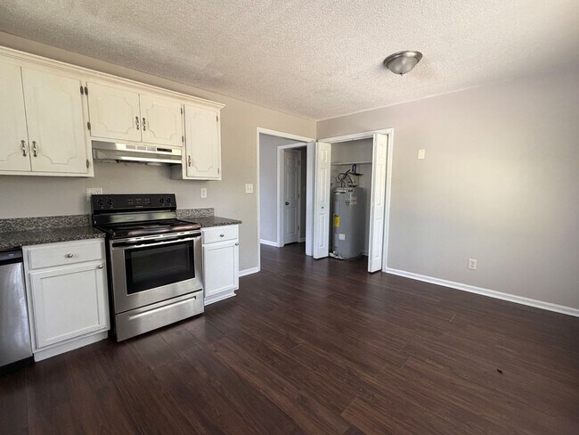 Building Photo - 3626 Pebble Creek Dr