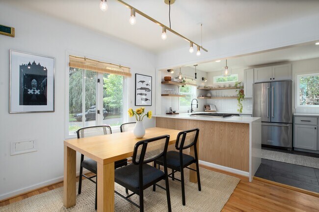 Main Floor - Dining Room - 6363 NE 31st Ave