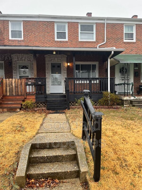 Building Photo - 2221 Southorn Rd