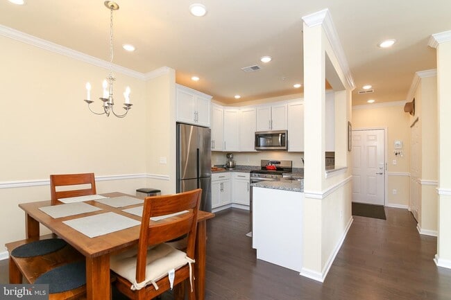 Building Photo - 5322 Palomino Ct