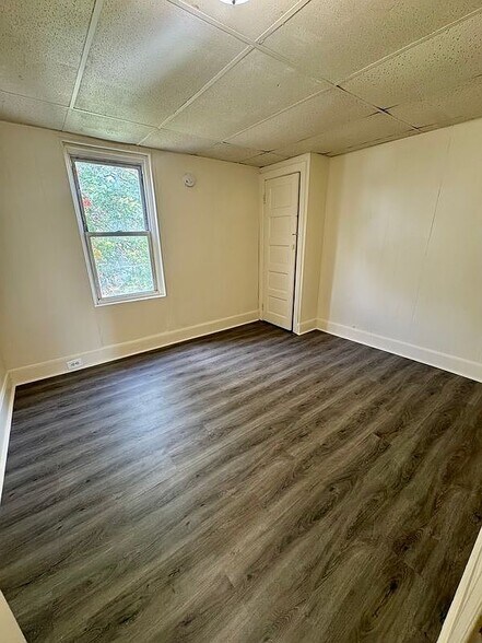 Building Photo - 2073 High St