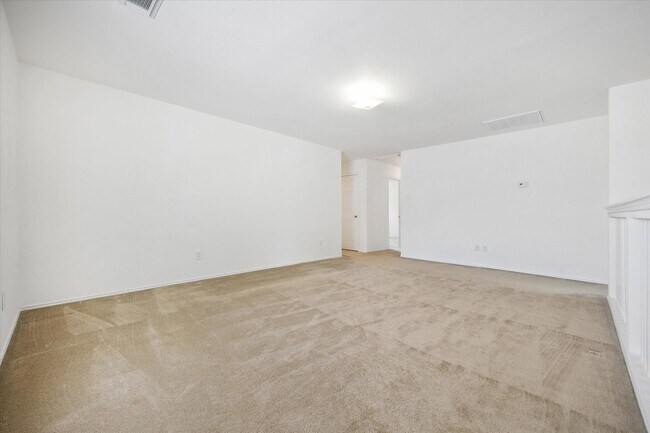 Building Photo - 15627 Haleys Landing Ln