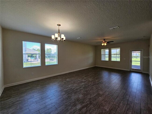 Building Photo - 4624 Fairy Tale Cir
