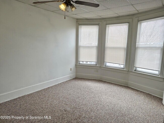 Building Photo - 109 Salem Ave